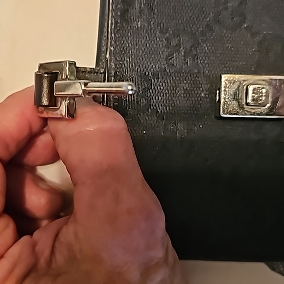 Gucci  Compact  Wallet - Picture 4 of 14